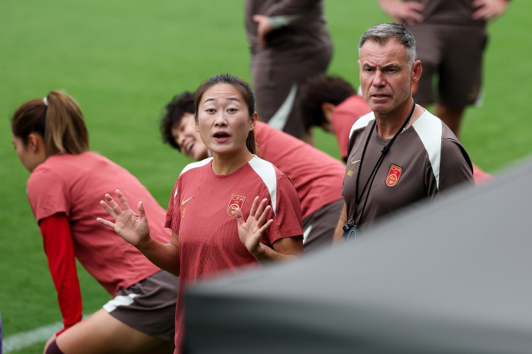乐鱼体育-东体:中国女足仅有精神是不够的,最重要的是尽快回升状态