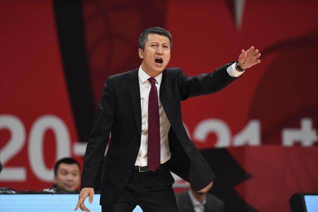 乐鱼体育-CBA第一阶段强弱分化明显 第二阶段期待更多精彩